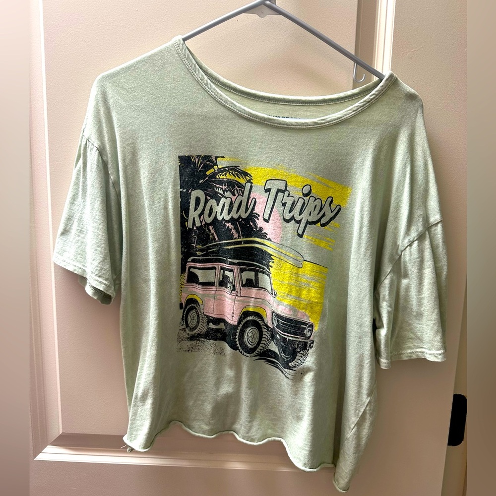 Baggy loose fitting shirt size: M